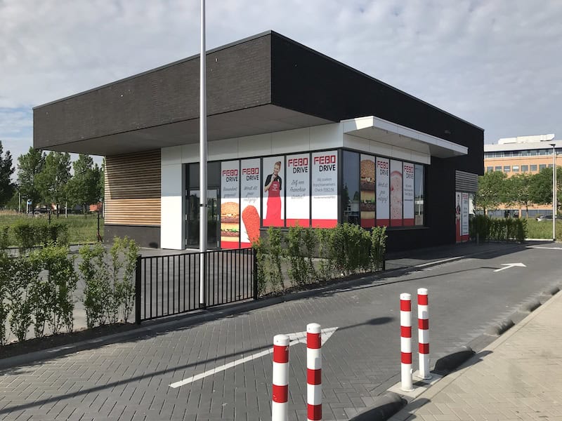 Nieuwe toplocatie fastfood bij high traffic en evenementen locatie te