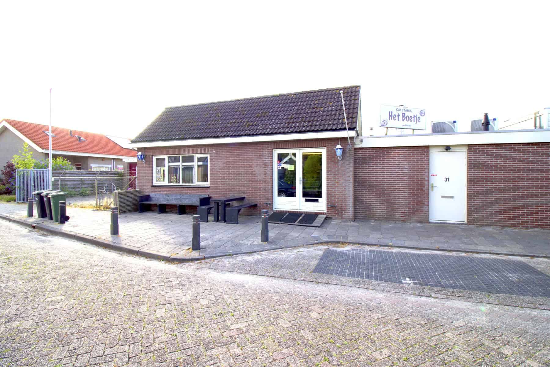 Snackbar/ in Onderdijk
