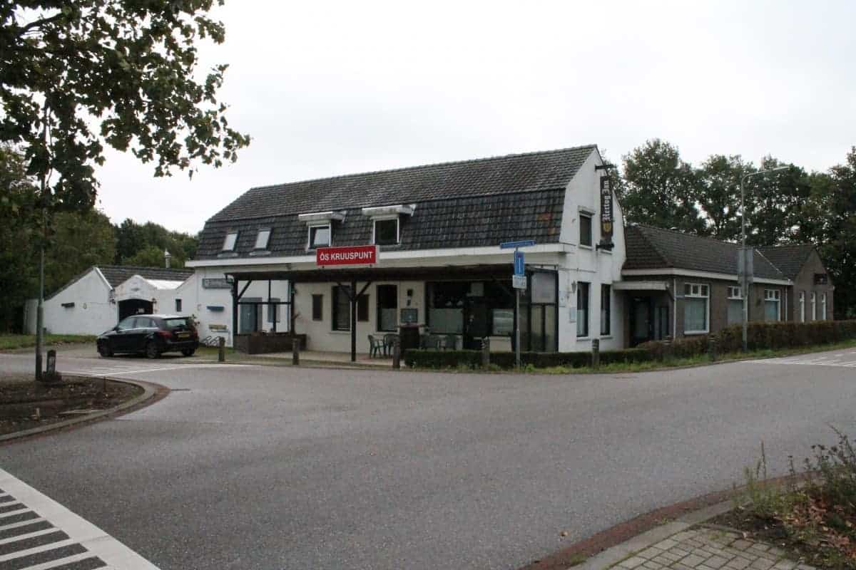 Groot Perceel grond met nieuwbouw woonontwikkelingsmogelijkheden (Ook Horeca)