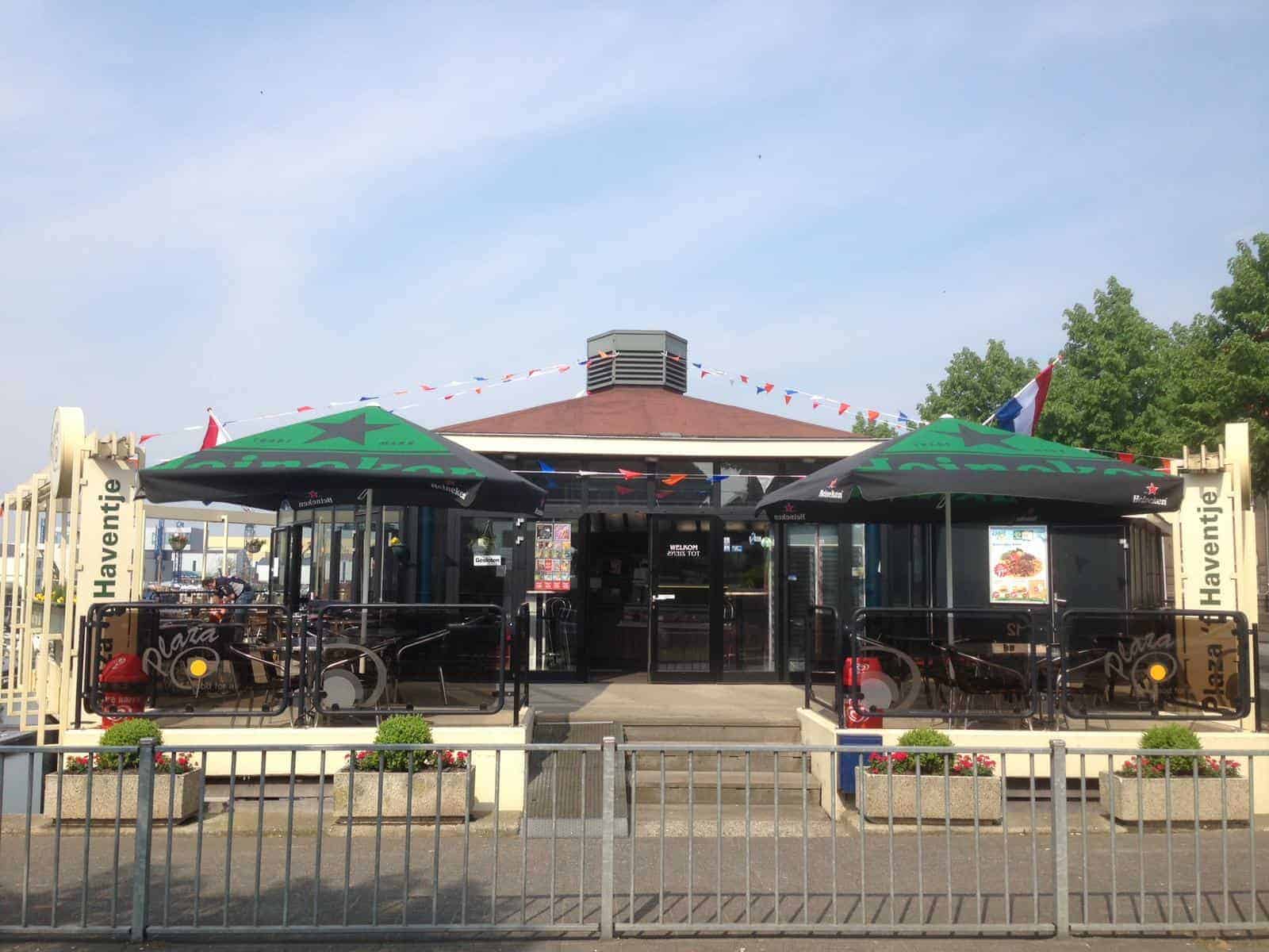 Sliedrecht | Cafetaria te koop aan jachthaven op toplocatie