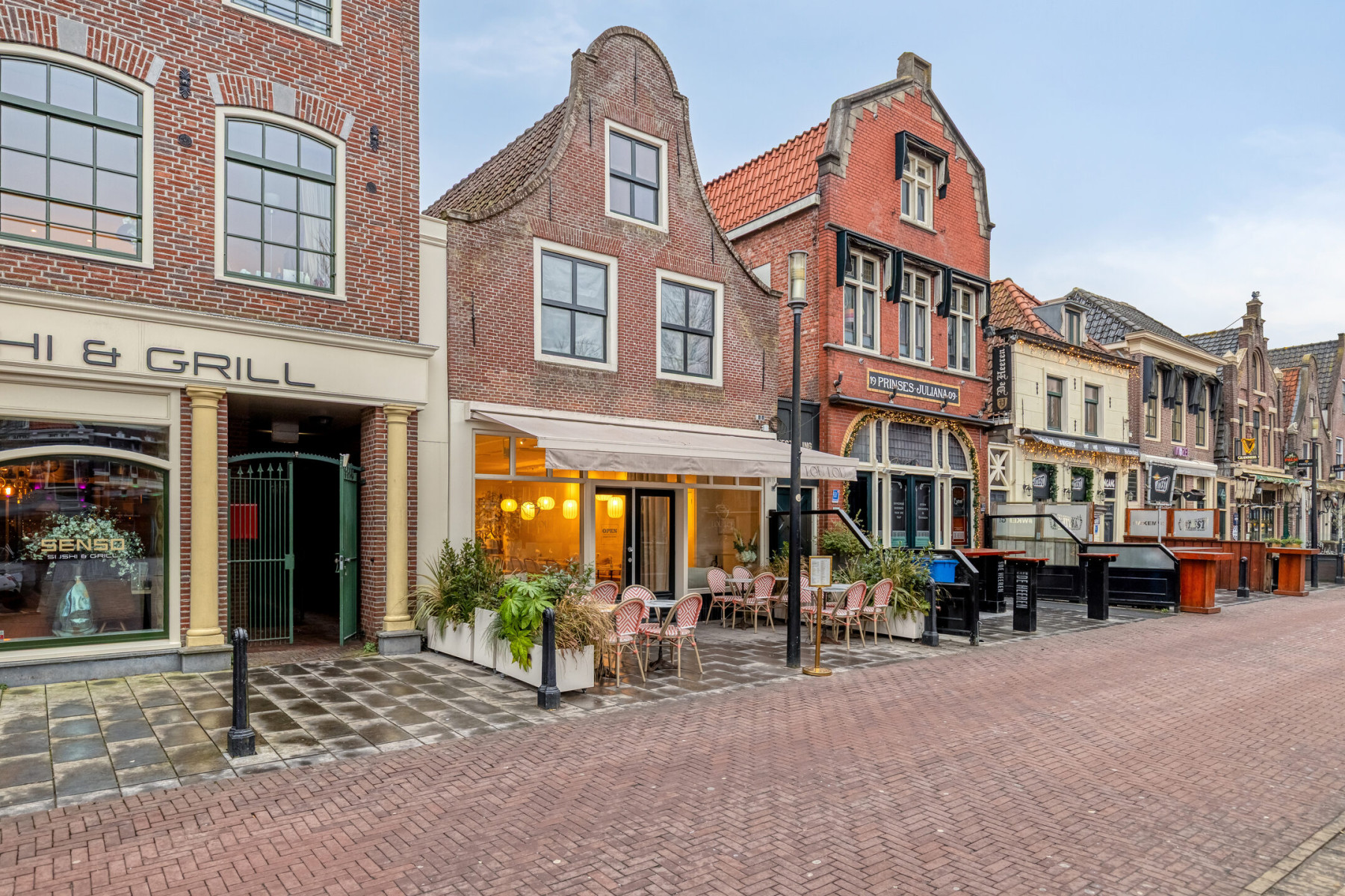 Goedlopende lunch- en ontbijtroom in het centrum