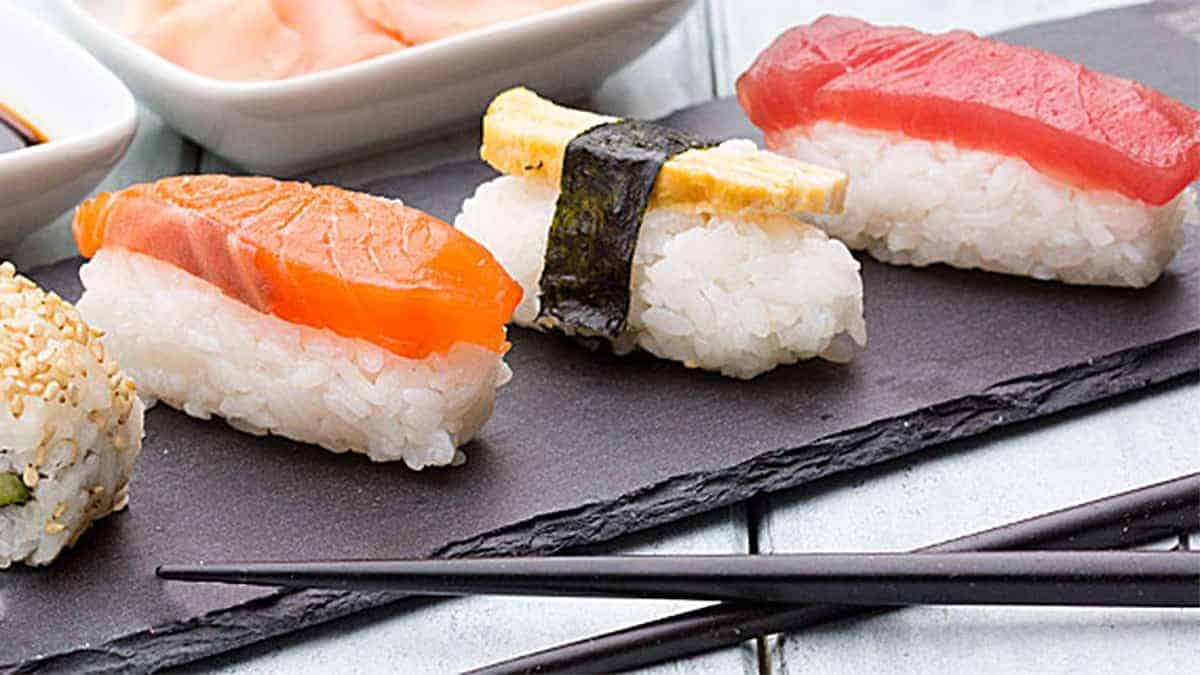 KLazienaveen: Doré-Mie, Sushi, Snacks & Bowls