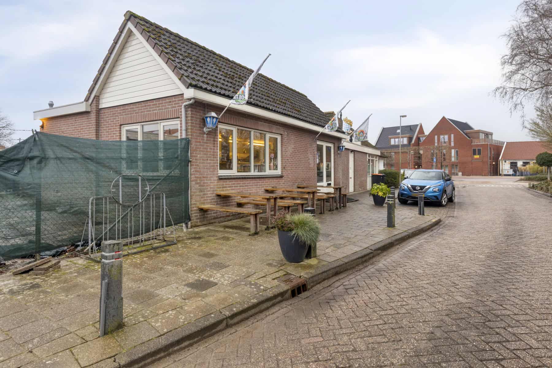 Instapklare cafetaria aan toeristische fietsroute