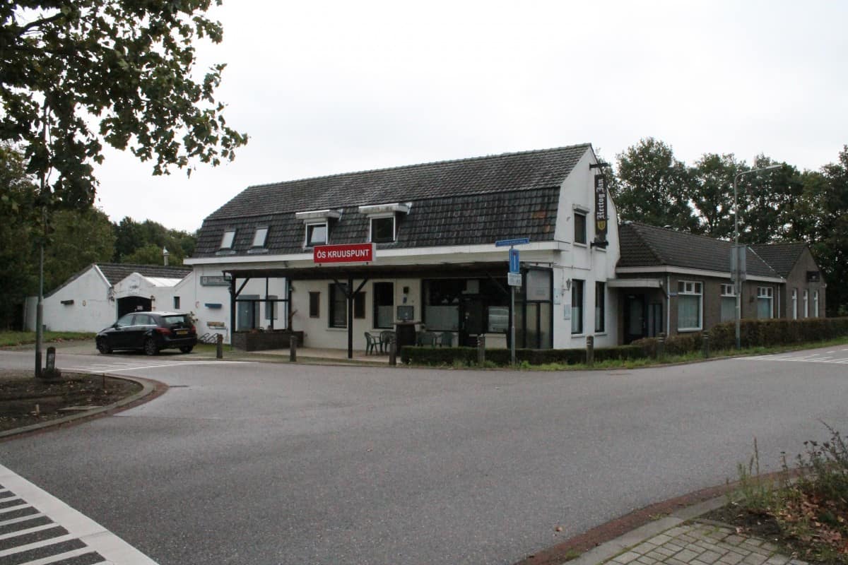 Groot Perceel grond met nieuwbouw woonontwikkelingsmogelijkheden (Ook Horeca)