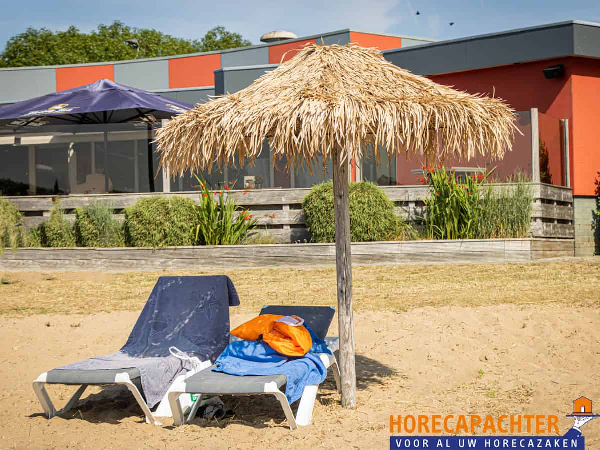 Prachtige horeca gelegen op Camping Betuwestrand met strand en waterskibaan