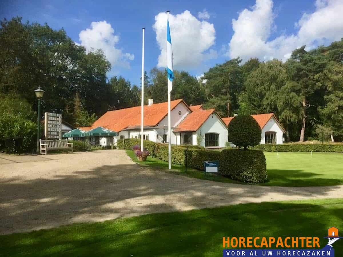 Restaurant annex clubhuis op Hattemse golfclub