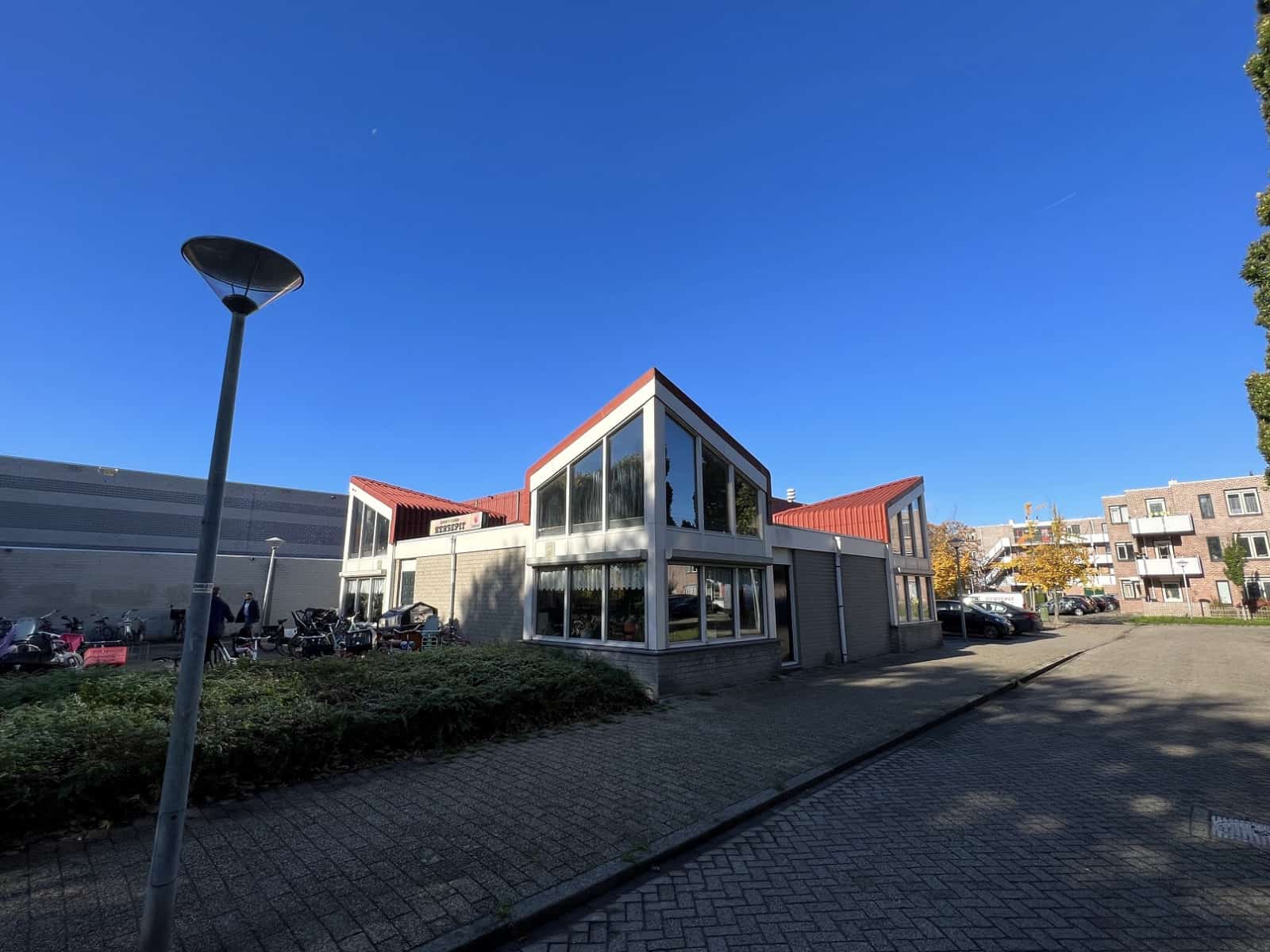 Snackbar & Café op een goede locatie in Hoorn