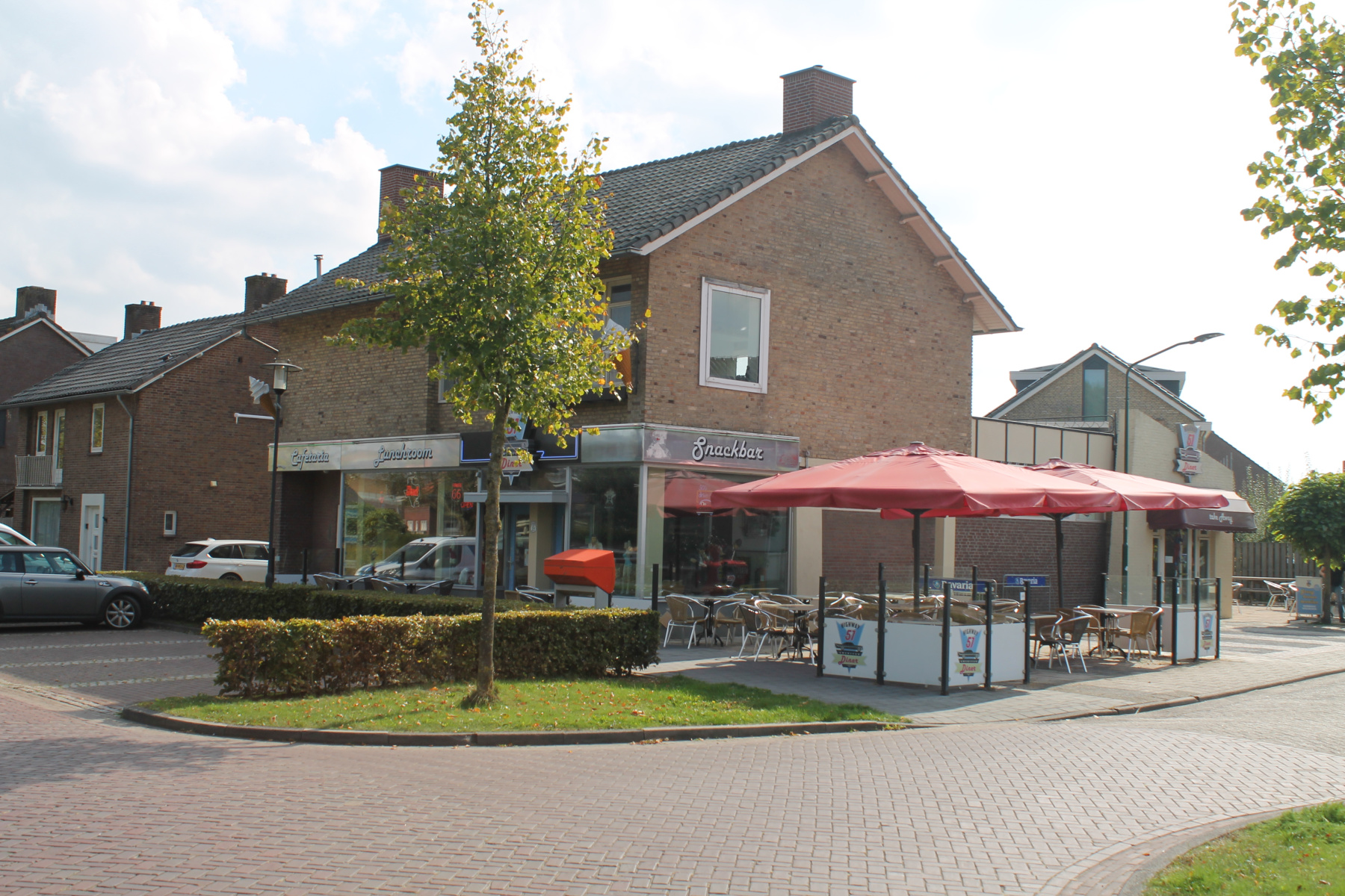 Eetcafé – Cafetaria – American Diner Highway 51 Nijnsel (Sint-Oedenrode)