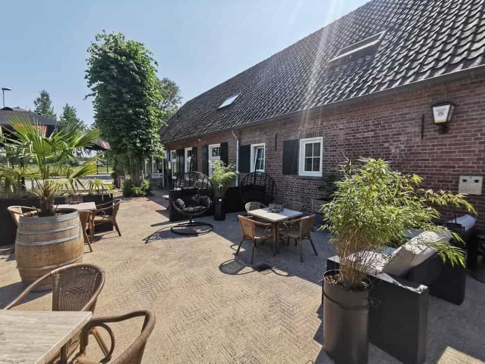 Restaurant & Kegelcentrum De Oirschotse Kegel Oirschot (Met ruim terras)