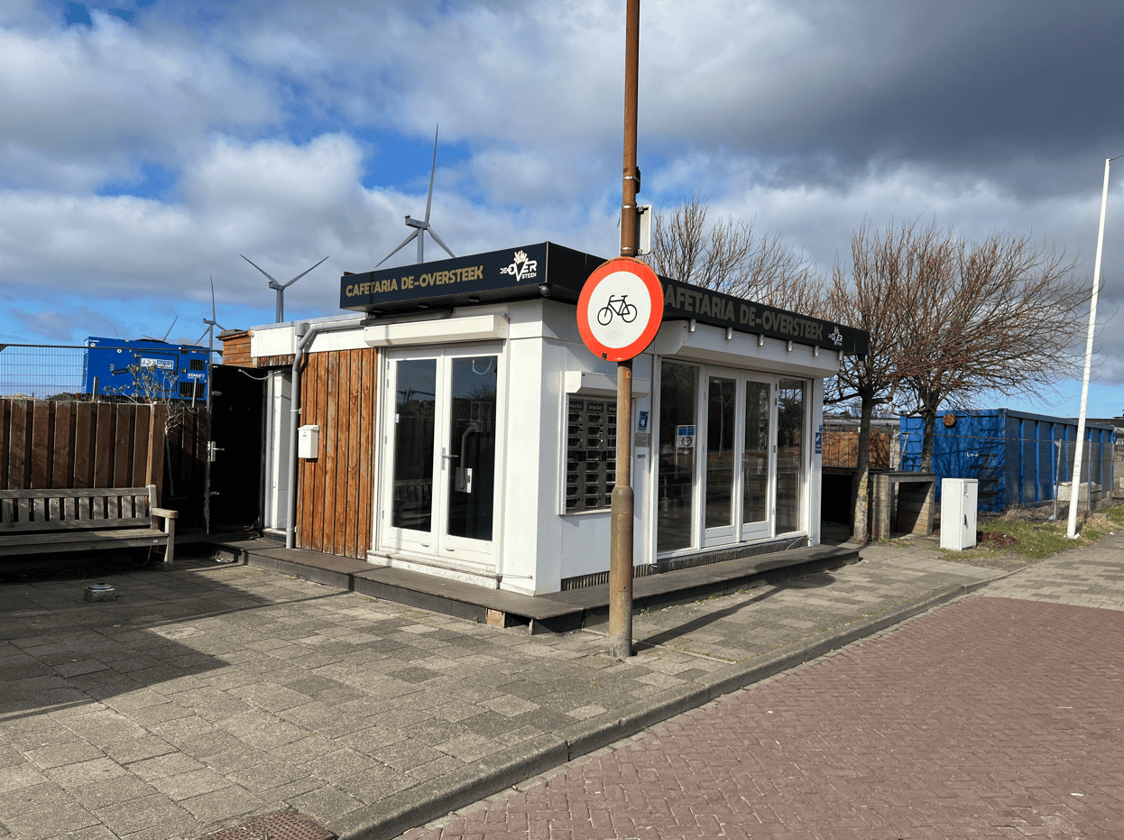 Horeca kiosk bij de pont over Noordzeekanaal (beleggingsobject)