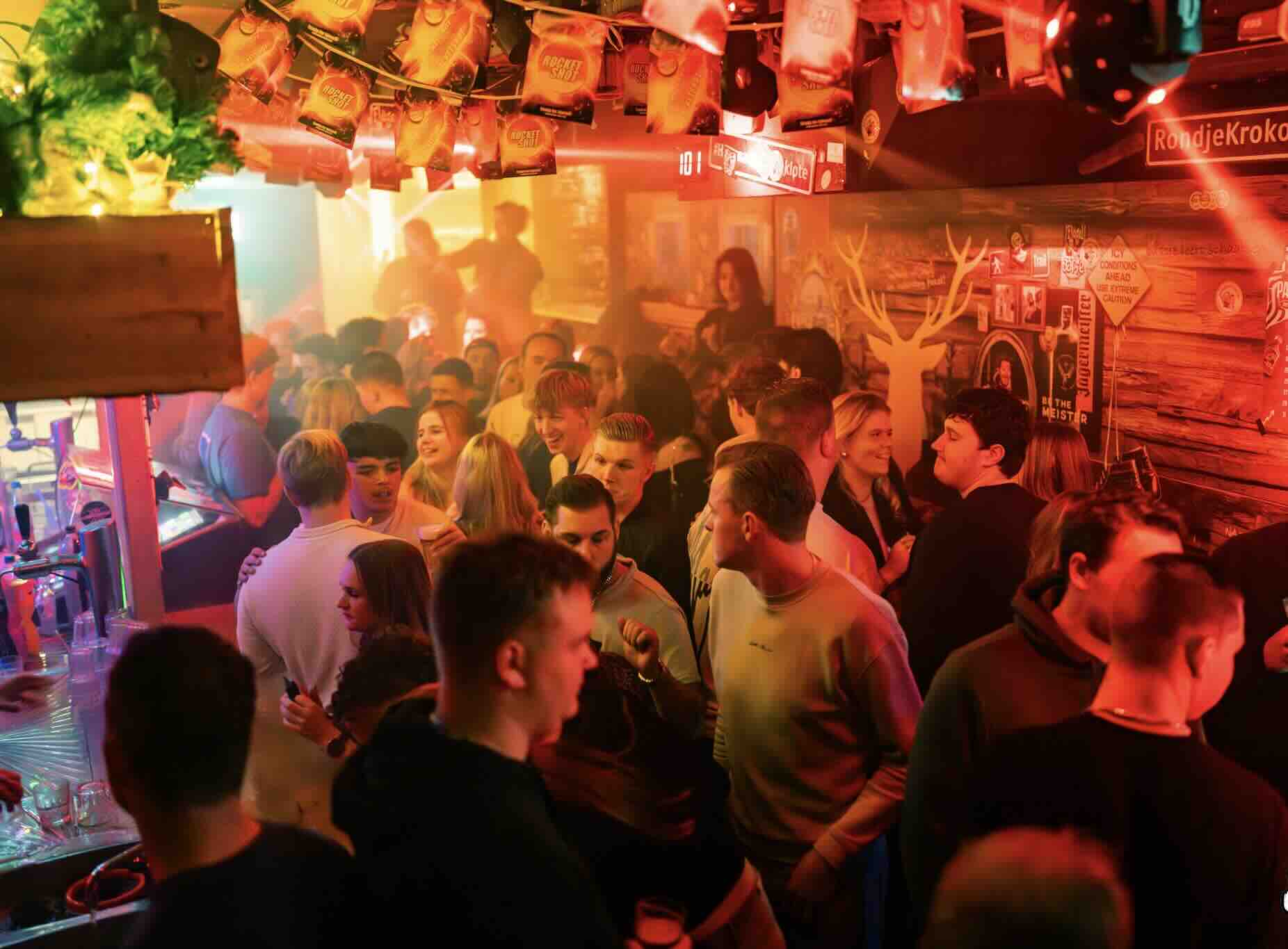 Gorinchem |  populairfeest en muziekcafe