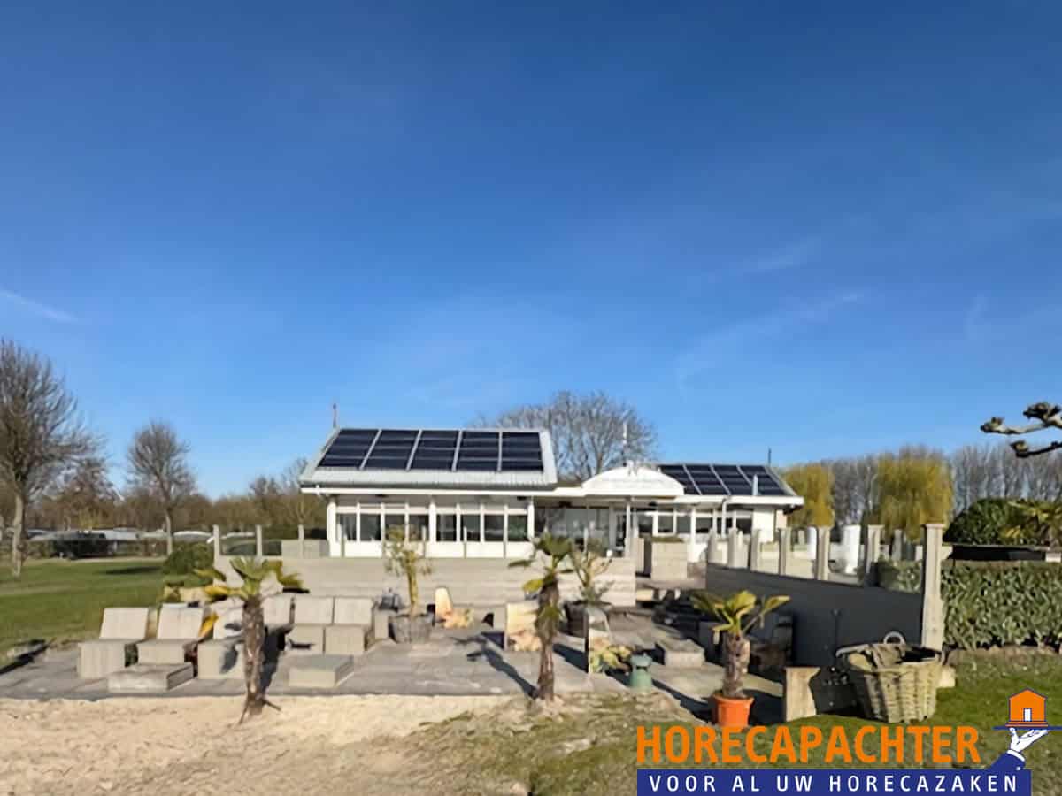 Prachtige Beachclub gelegen aan het water op Strandparc Nulde!