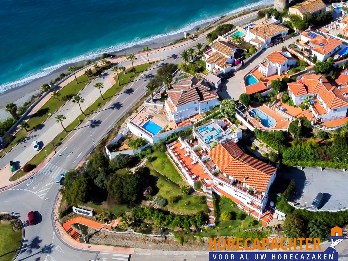 Charmant boetiekhotel met restaurant en bedrijfswoning te koop in Spanje