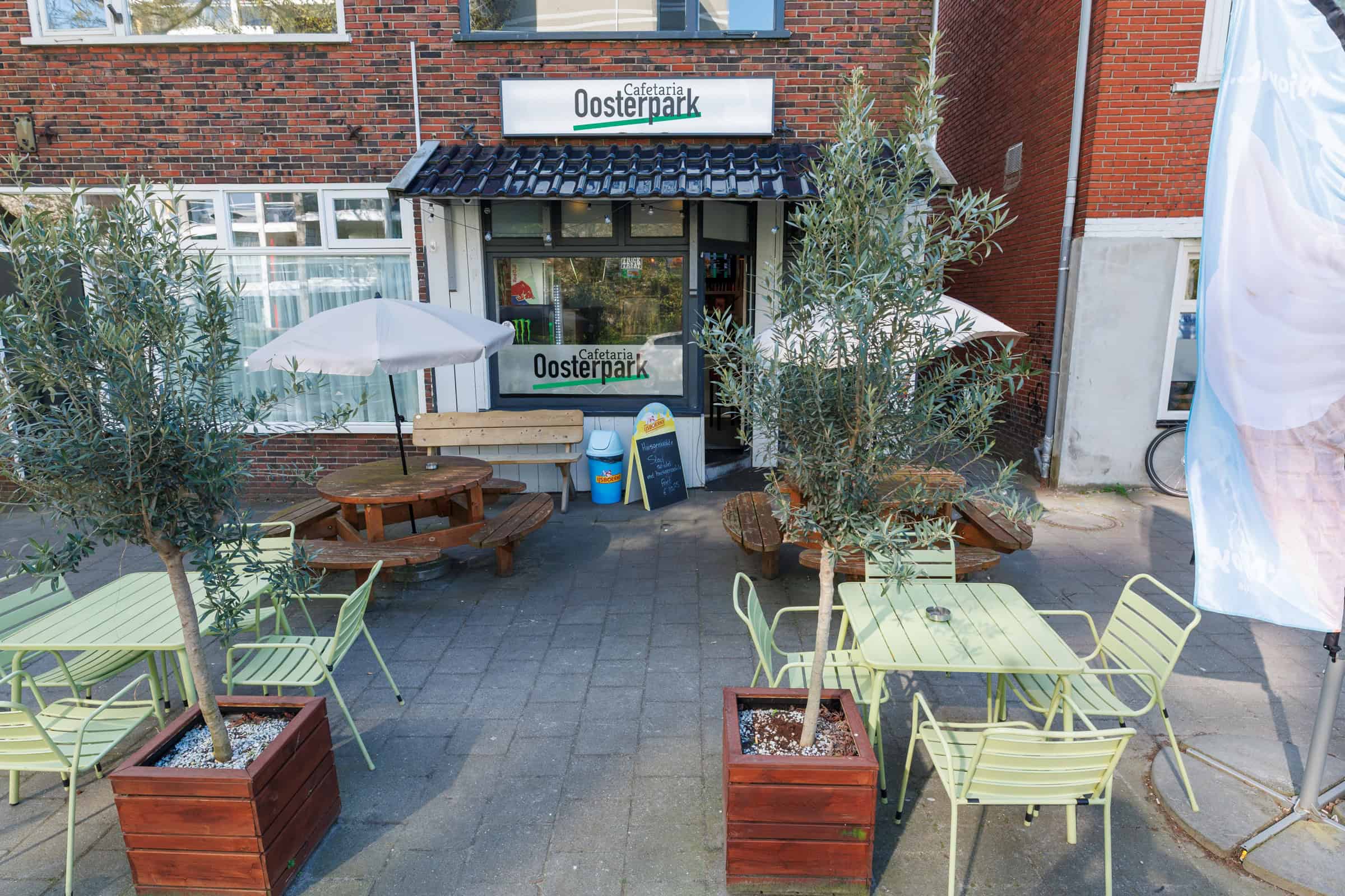 Cafetaria te koop Groningen – Cafetaria Oosterpark in woonwijk Oosterpark