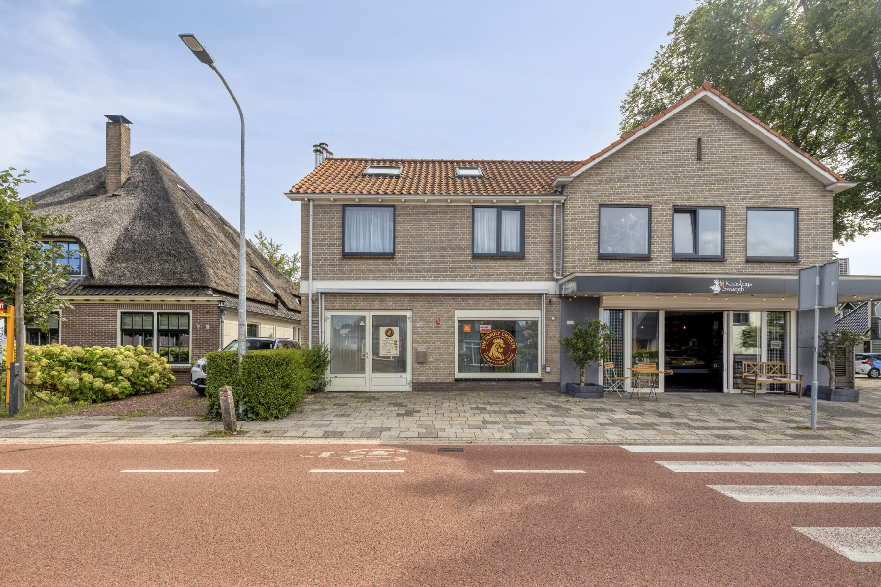 Modern ingerichte bezorg- en afhaalzaak / productiekeuken